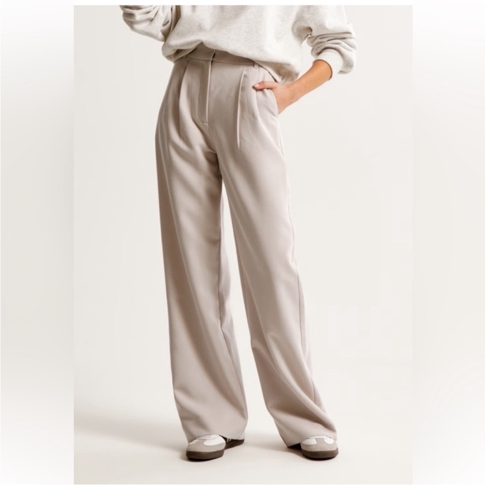 Abercrombie & Fitch Sloane Cream High-Rise Wide-Leg Trousers NWT!